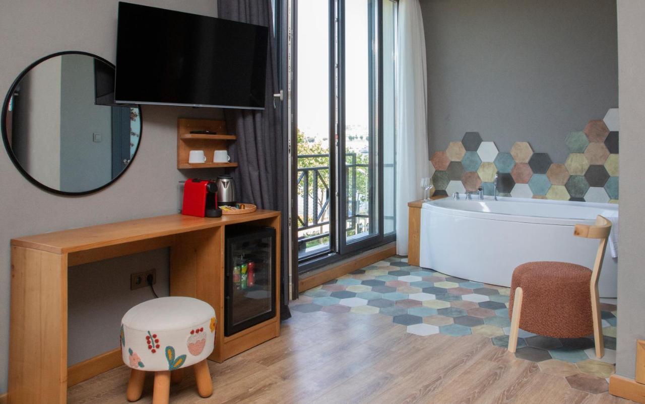 Hotel Petrion
