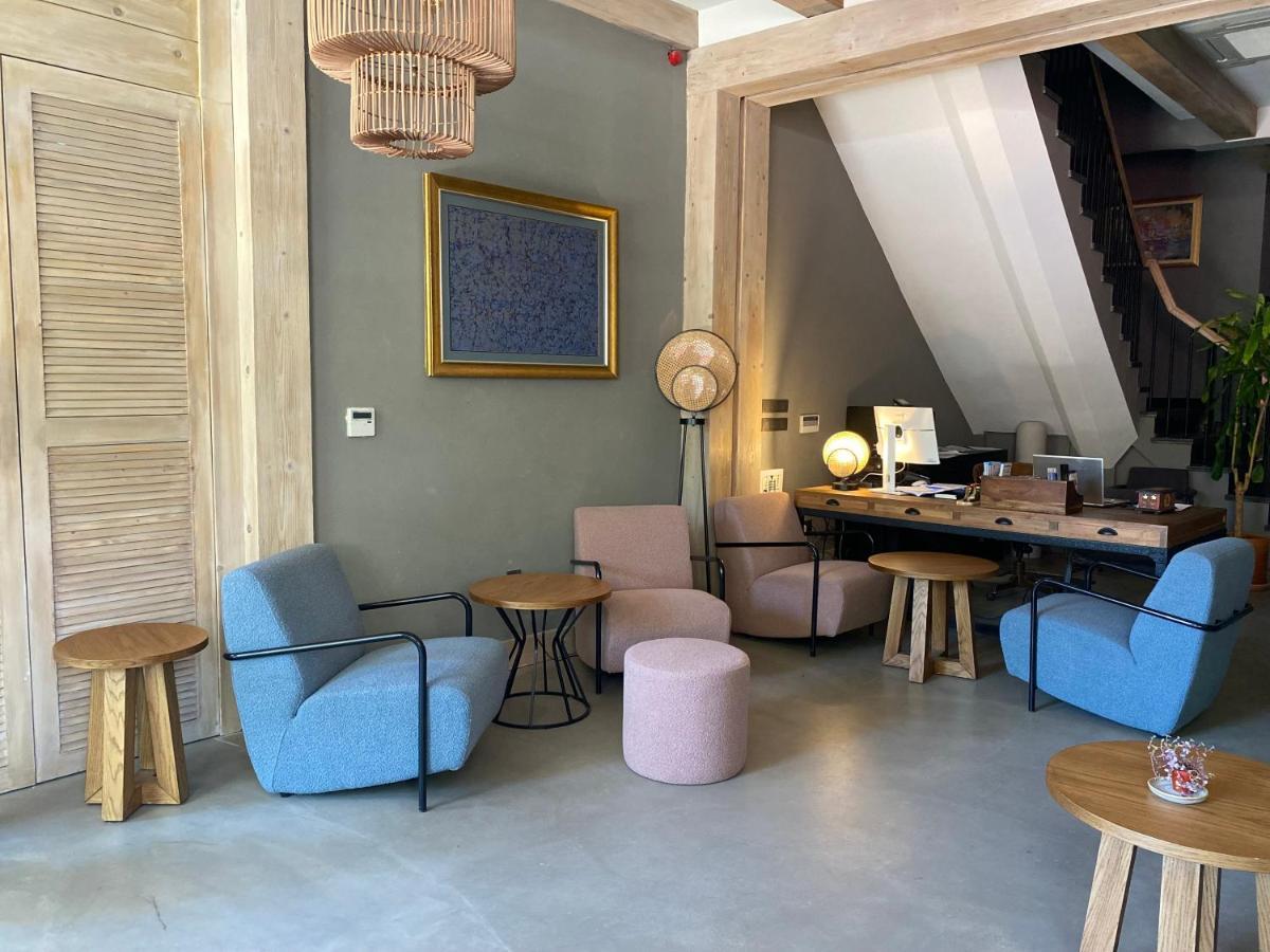 Hotel Petrion