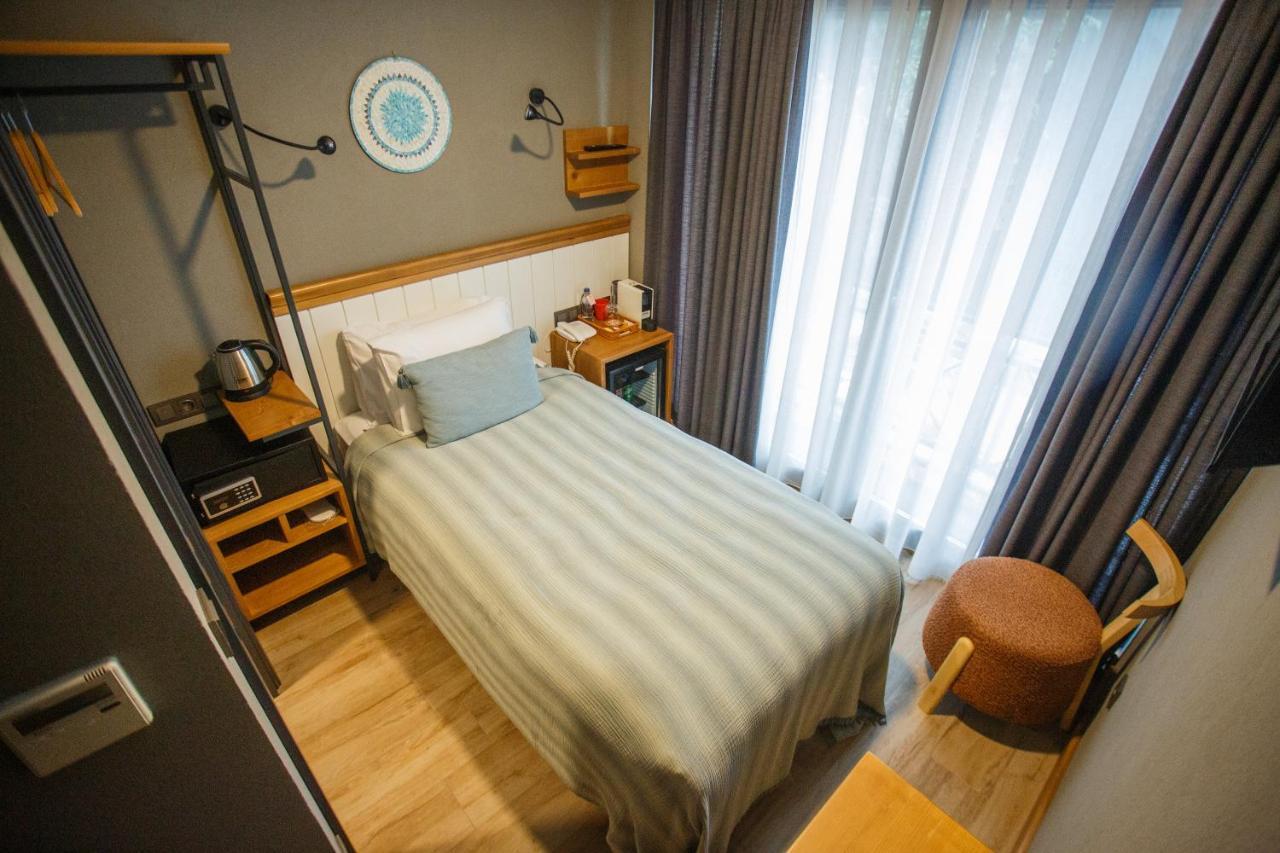 Hotel Petrion *